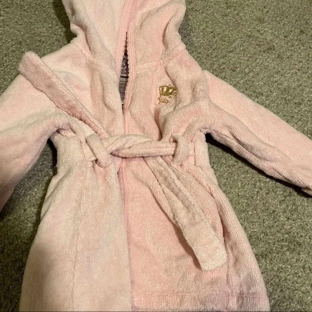 Juicy Couture little girls bath robe